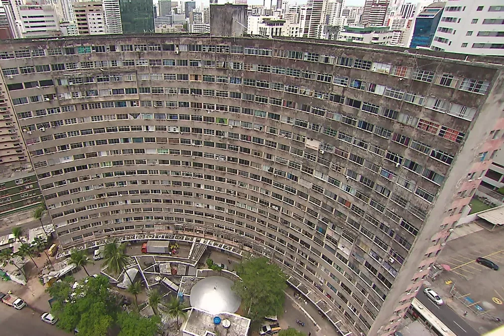 Justiça suspende leilão do Edifício Holiday