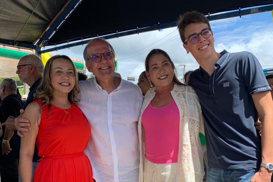 Dueire formaliza ordem de serviço em Rio Formoso