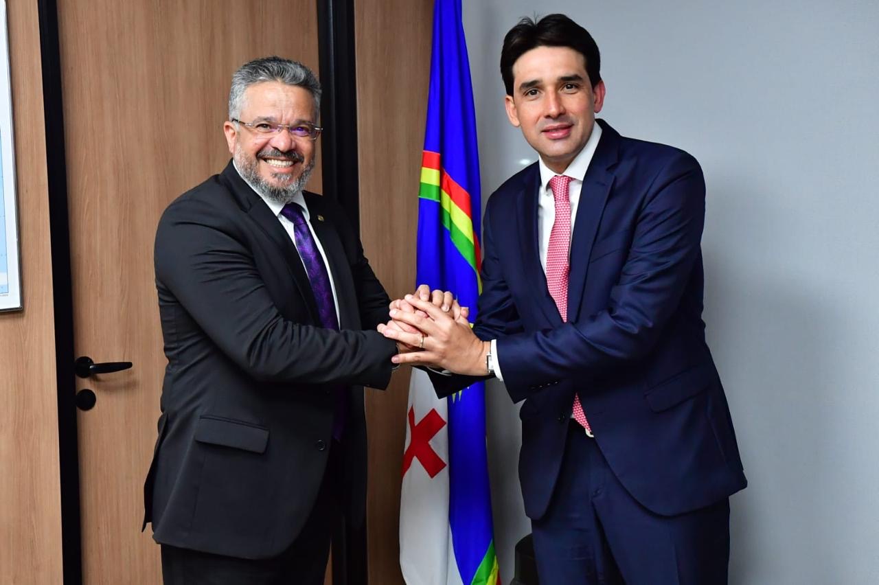 Brigido cumpre extensa agenda em Brasília e se reúne com ministro 