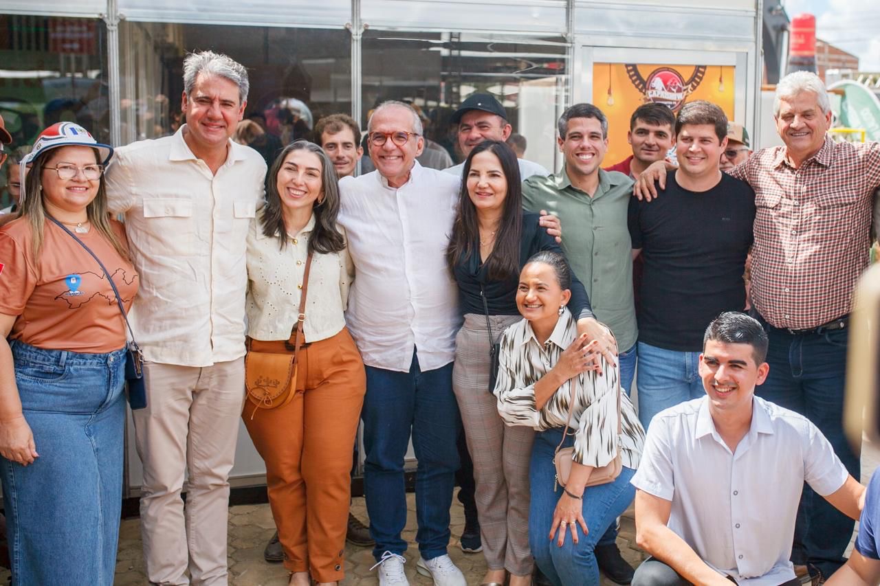 Dueire e Jarbas Filho participam da 20ª Caprishow em Dormentes