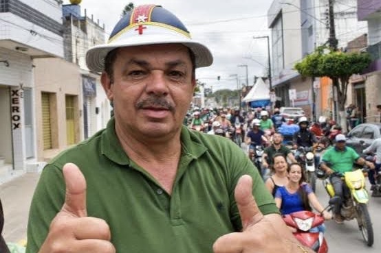 Câmara de Lajedo aprova contas de Erivaldo Chagas e Adelmo Duarte