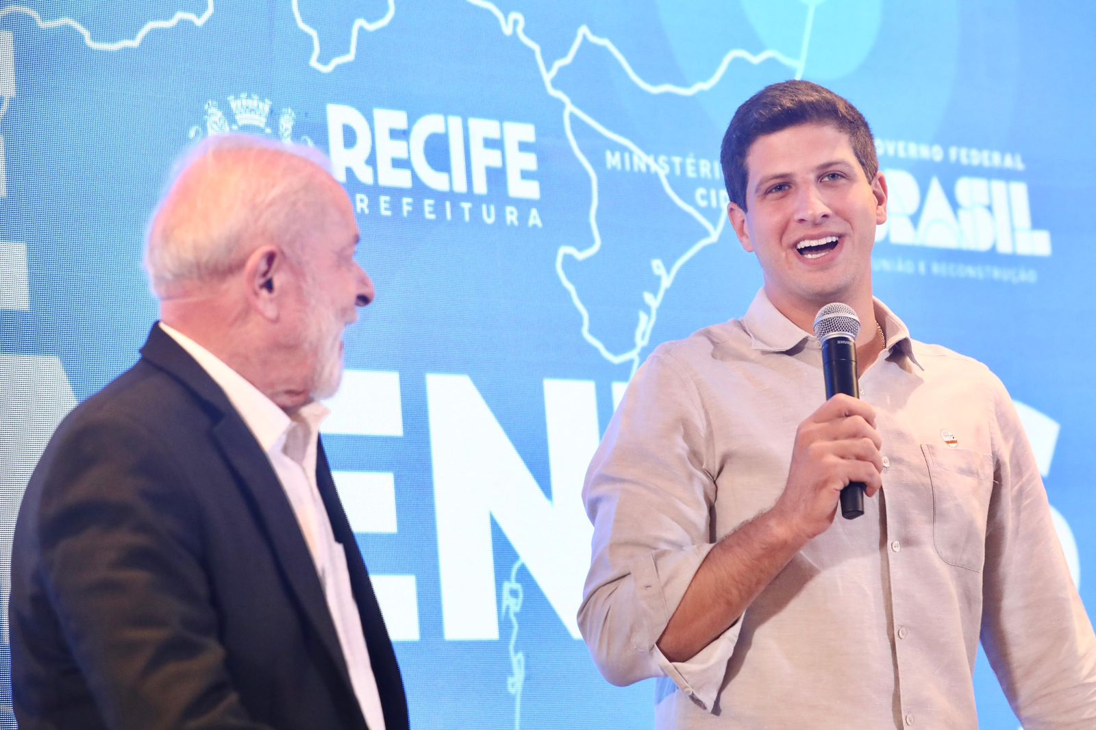 João e Lula não devem bater o martelo sobre a vice durante agenda do petista em PE