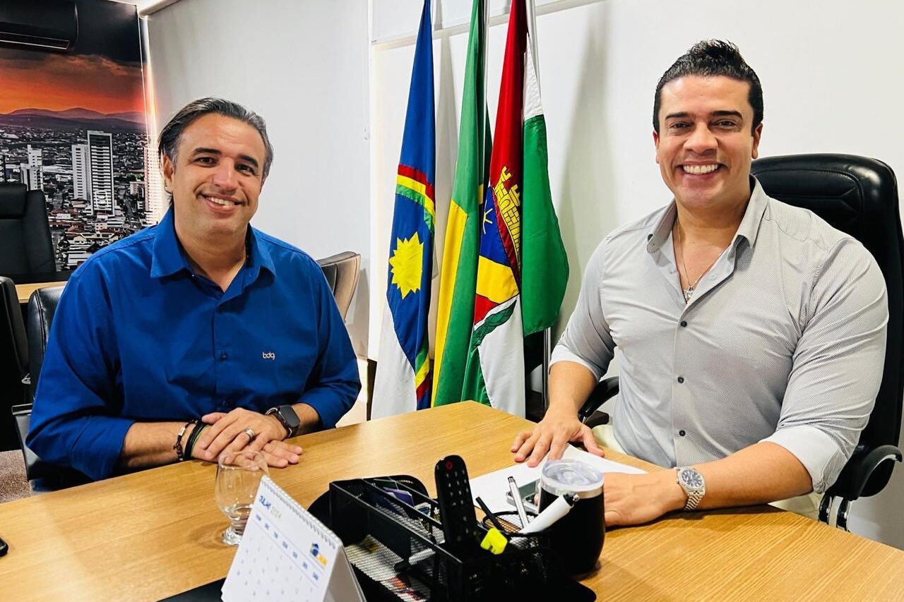 Bruno Lambreta e Rodrigo Pinheiro destacam parceria entre os poderes 