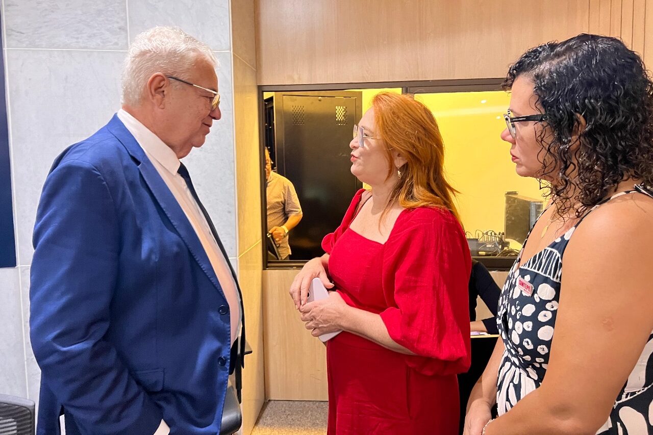 Comissão de Justiça da Alepe aprova pacote de projetos do Estado