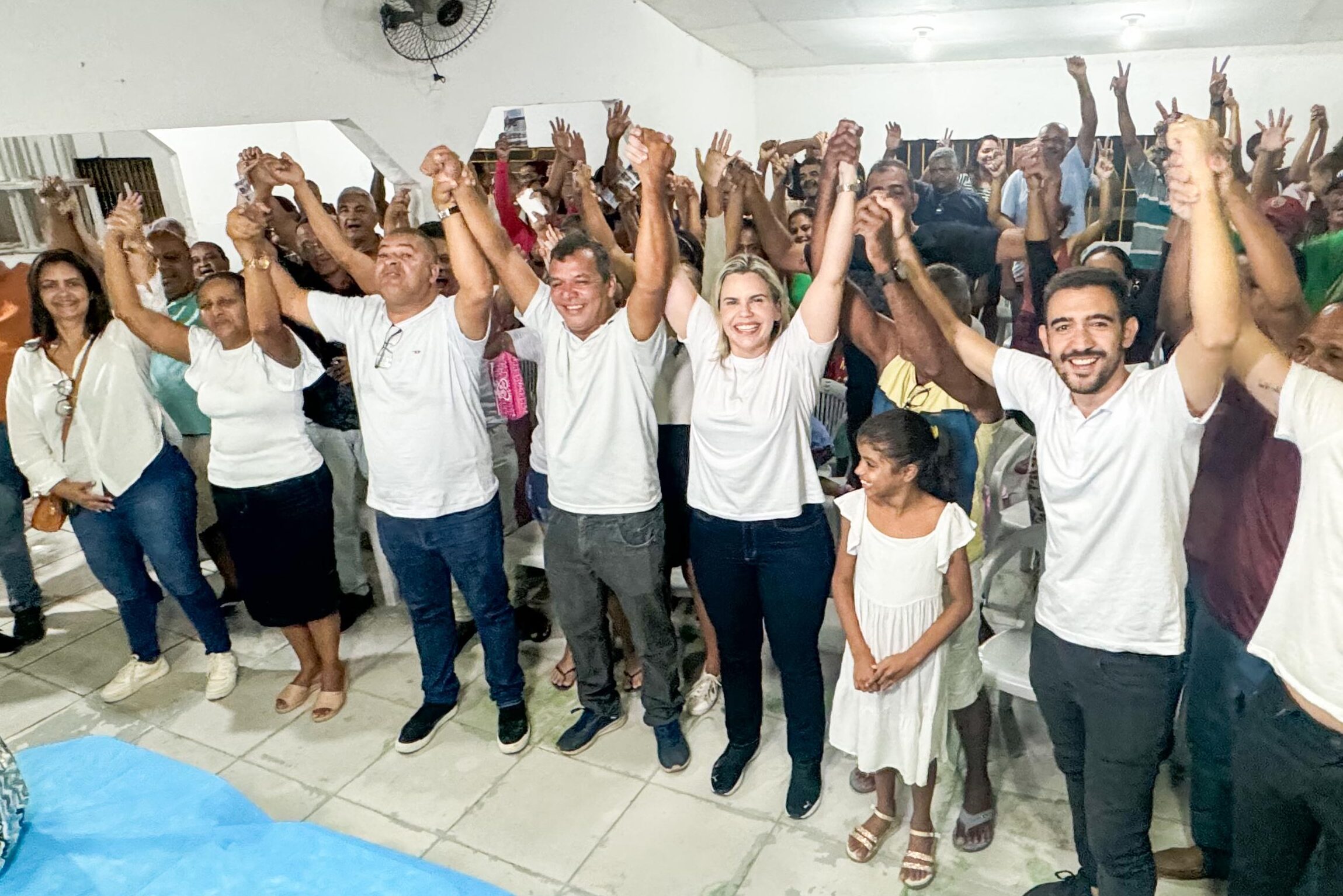 Ao lado de pré-candidatos, Clarissa intensifica agenda em Jaboatão