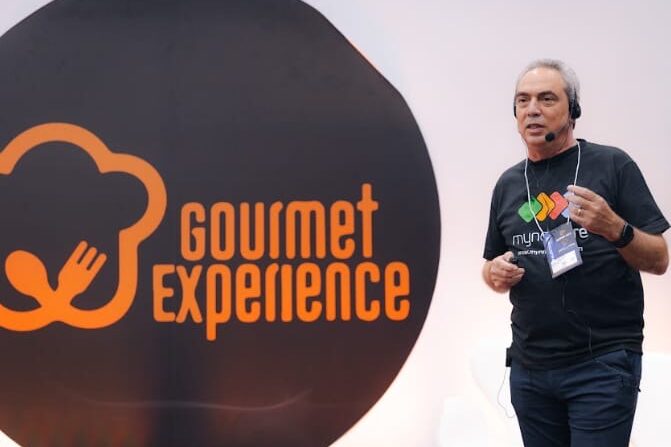 Evento discute inovação para gestão de bares e restaurantes