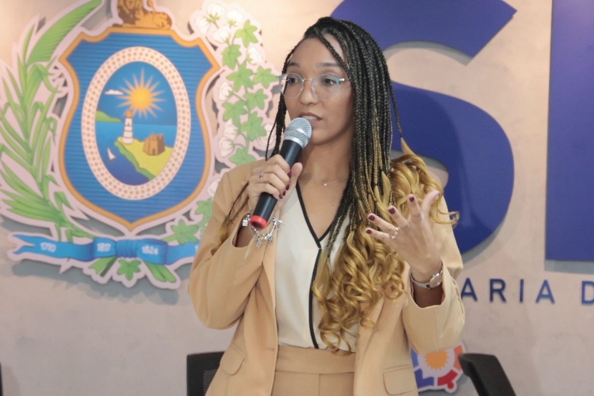 Além de Daniel Coelho, secretária da Mulher deixa Governo do Estado 