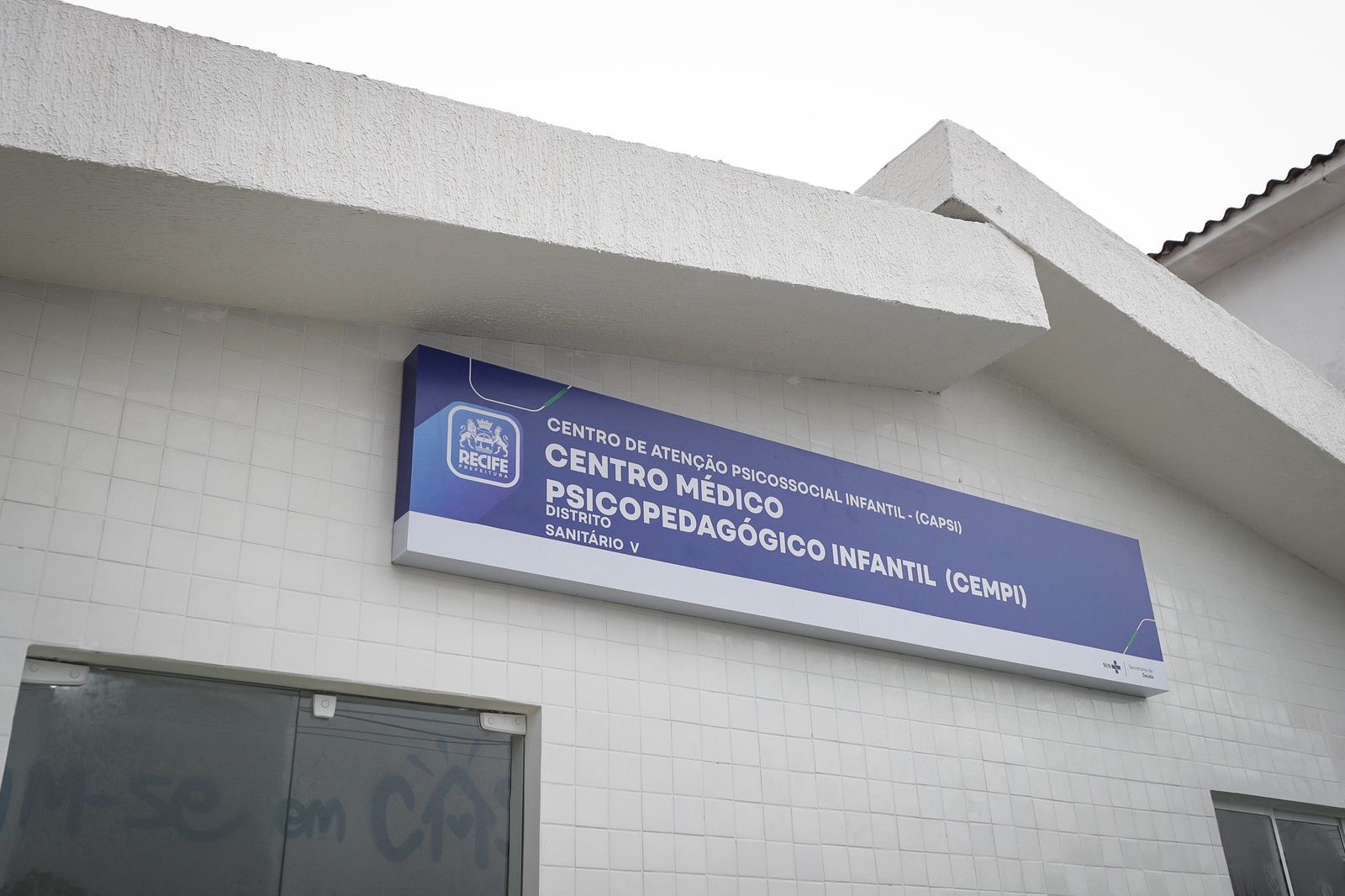 João Campos entrega requalificação do Centro Psicopedagógico Infantil