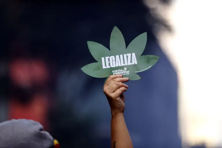 STF retoma julgamento sobre discriminalização de maconha
