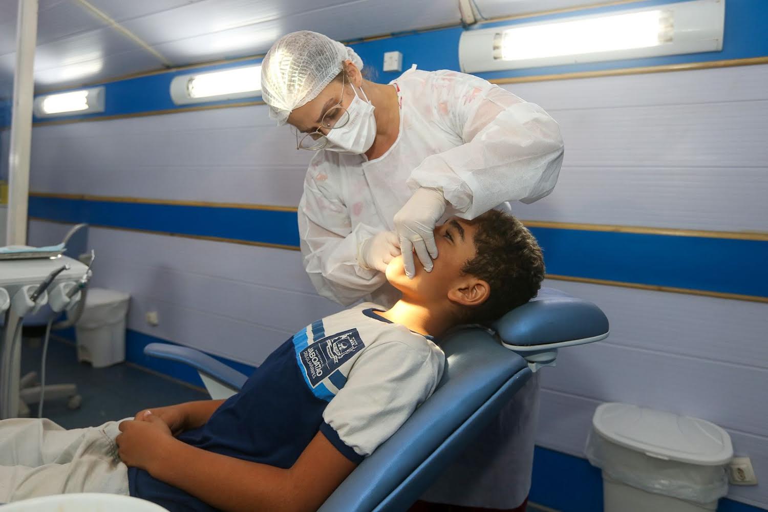 Mano Medeiros lança Programa Odontokids no Jaboatão