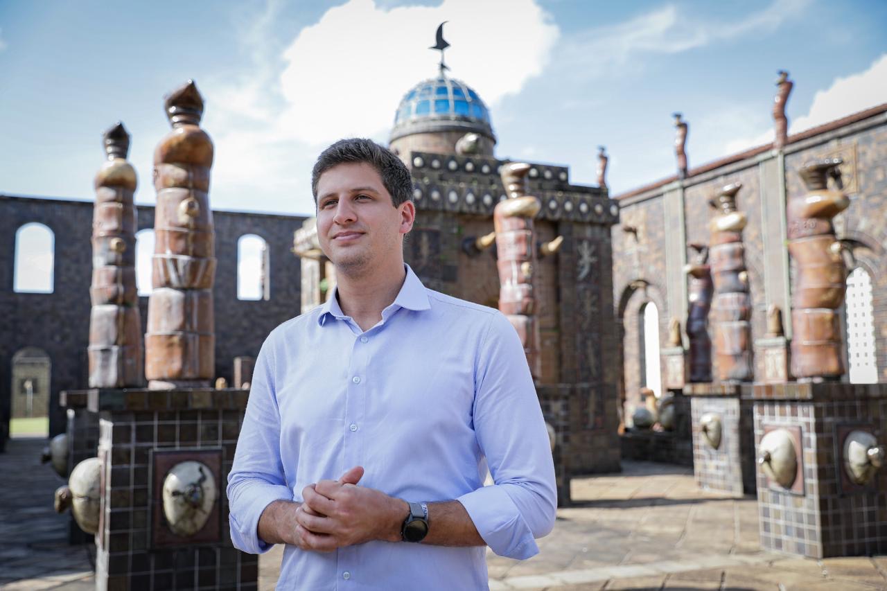 PCR sanciona lei que declara a utilidade pública do Instituto Francisco Brennand