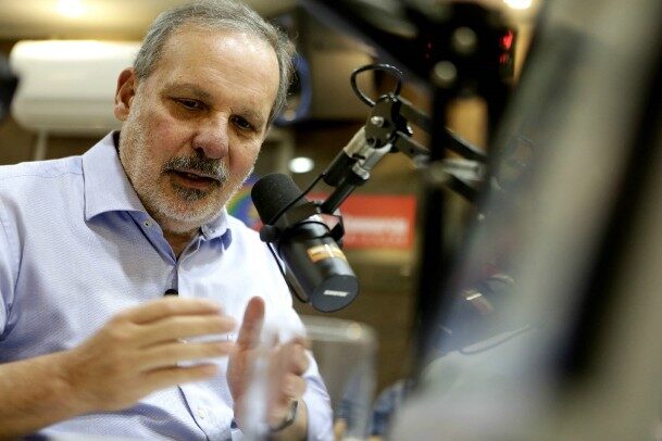 Armando avalia desafios econômicos do segundo semestre no Brasil