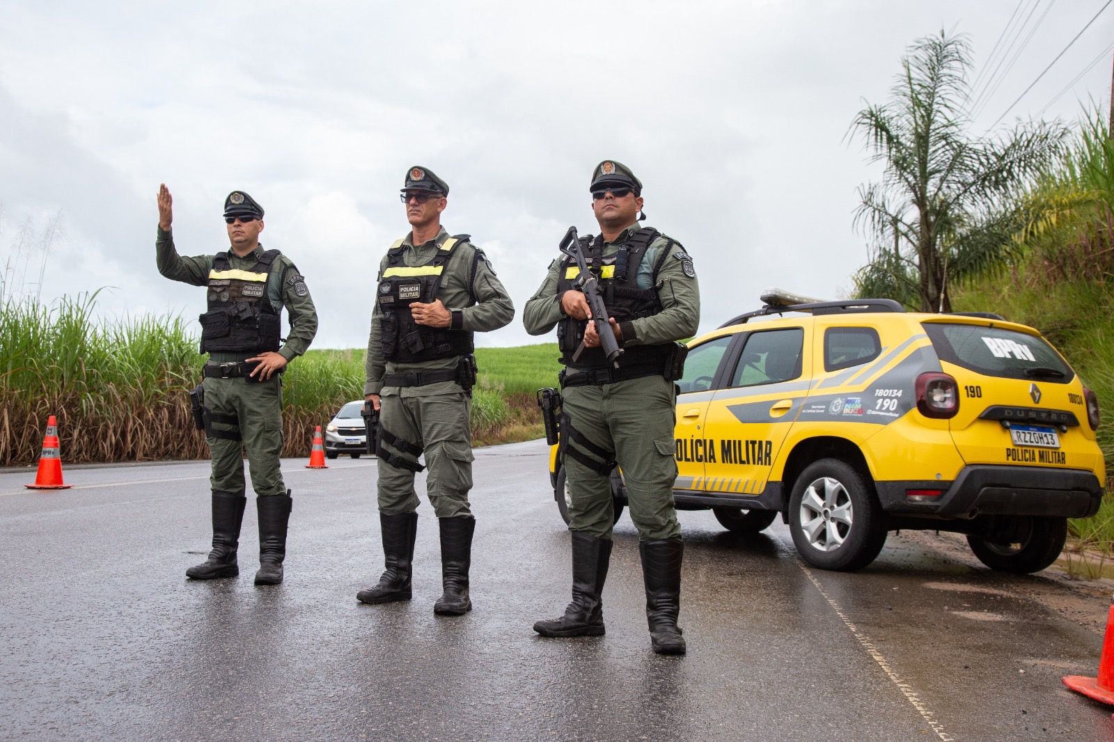 Polícia Militar intensifica ações nas estradas durante feriado