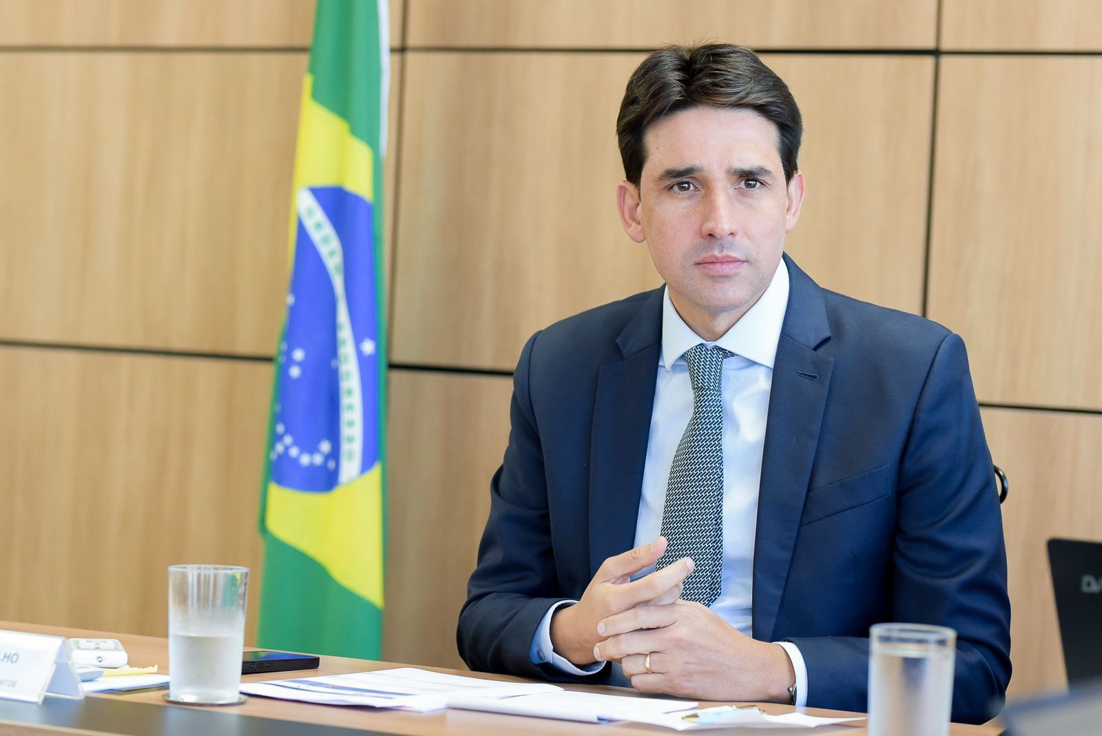 Silvio destaca recorde no número de passageiros transportados para o exterior 