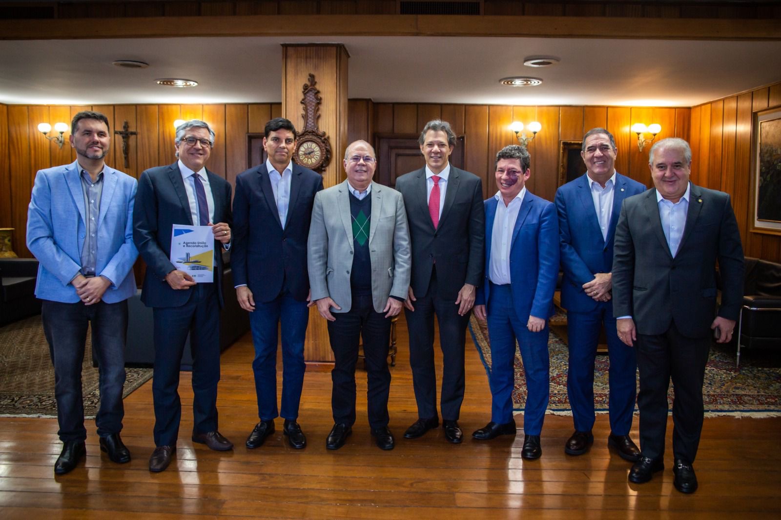 Coutinho participa de reunião do GT da Reforma Tributária com Haddad