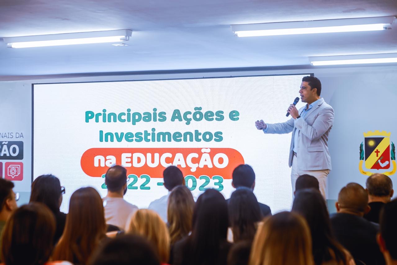 Rodrigo anuncia pacote de investimentos para a Educação de Caruaru