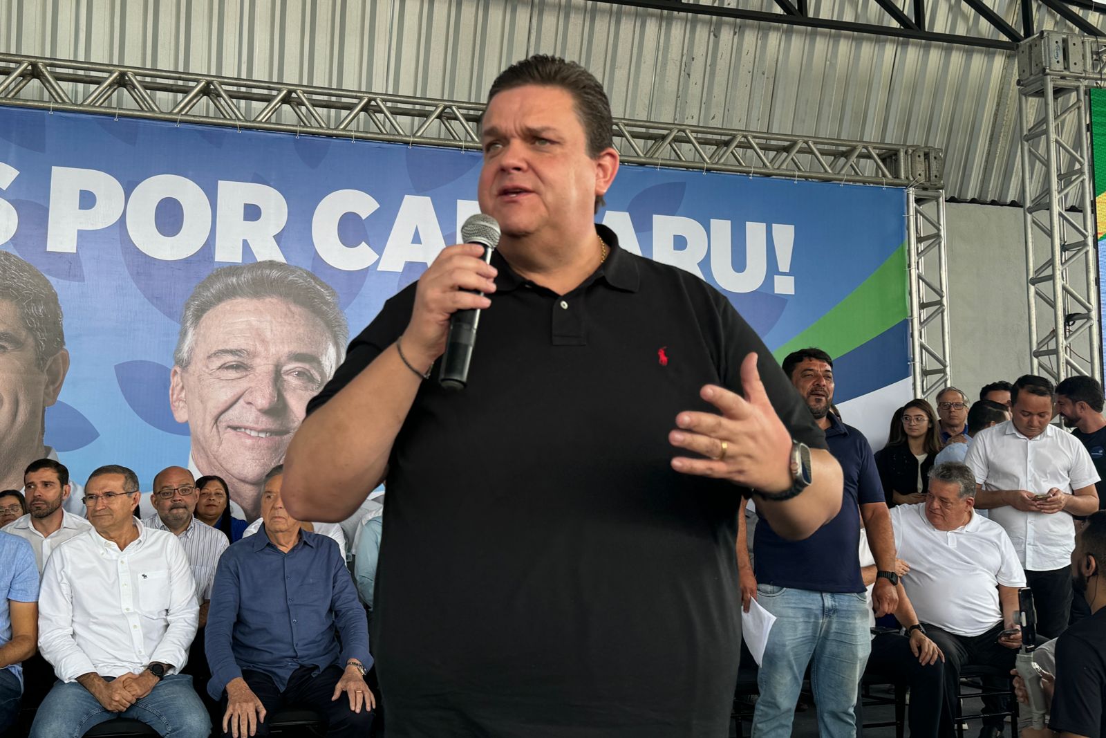 Nova comissão executiva do PDT-PE ganha aliados de Raquel e Túlio