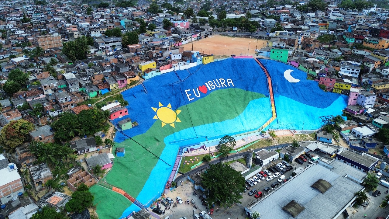 Maior geomanta do Brasil, no Recife, ganha arte urbana do programa Mais Vida