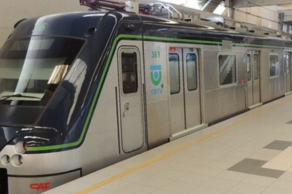 Ministro das Cidades garante R$ 136 milhões para o metrô do Recife