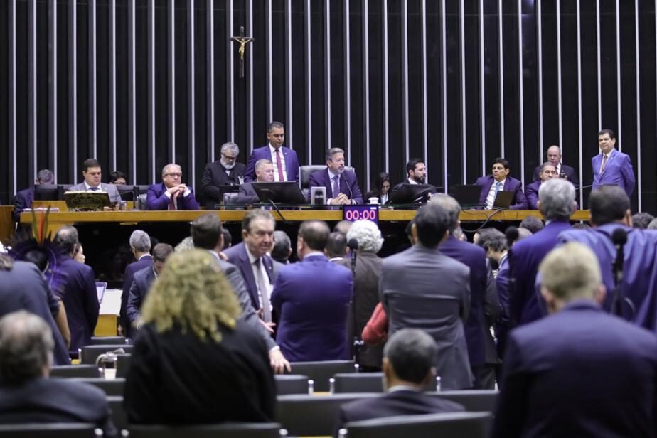 Câmara aprova o texto-base que regulamenta a Reforma Tributária