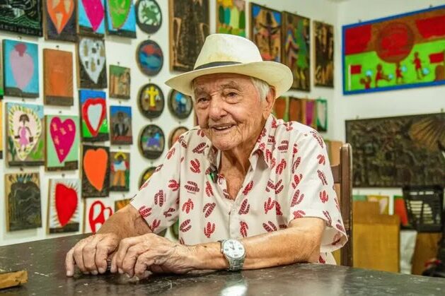 Políticos e autoridades lamentam morte do xilogravurista J. Borges