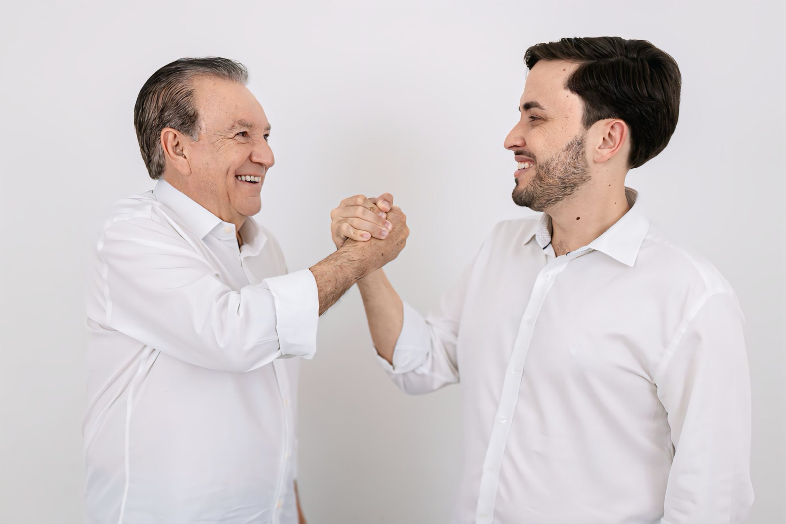 Pai e filho lançam candidatura coletiva para vereador em Caruaru