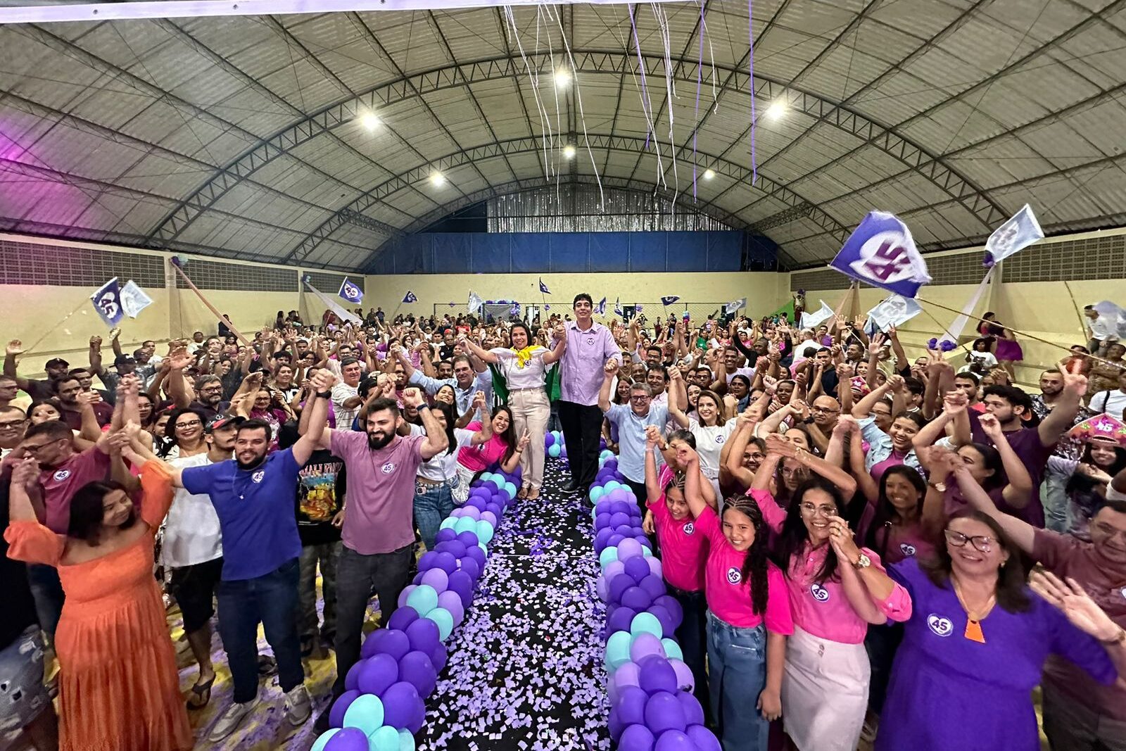 Duque reforça palanque de Conceição Santana e Alex Tavares em Timbaúba