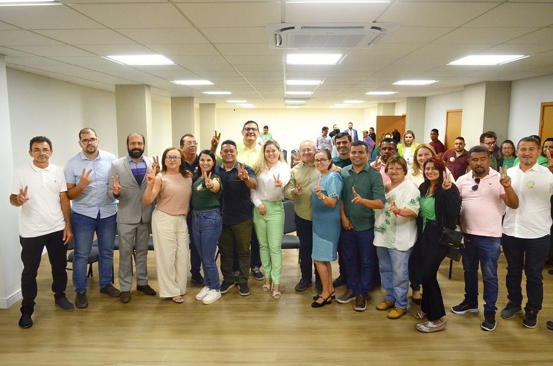 Em Araripina, Dr. Aluízio será candidato a vice na chapa de Camila Modesto