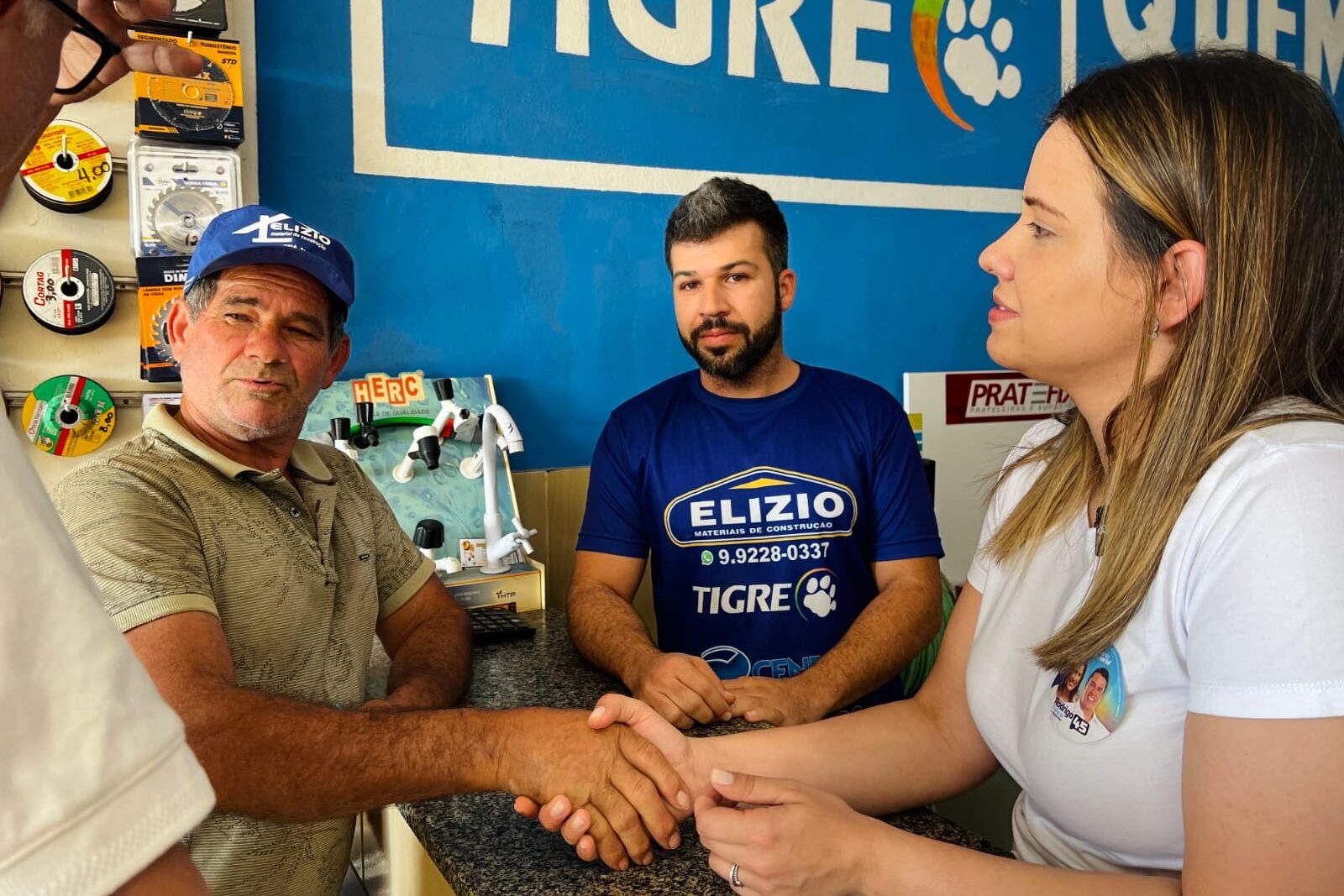 Vice na chapa de Rodrigo testa popularidade no bairro do Salgado