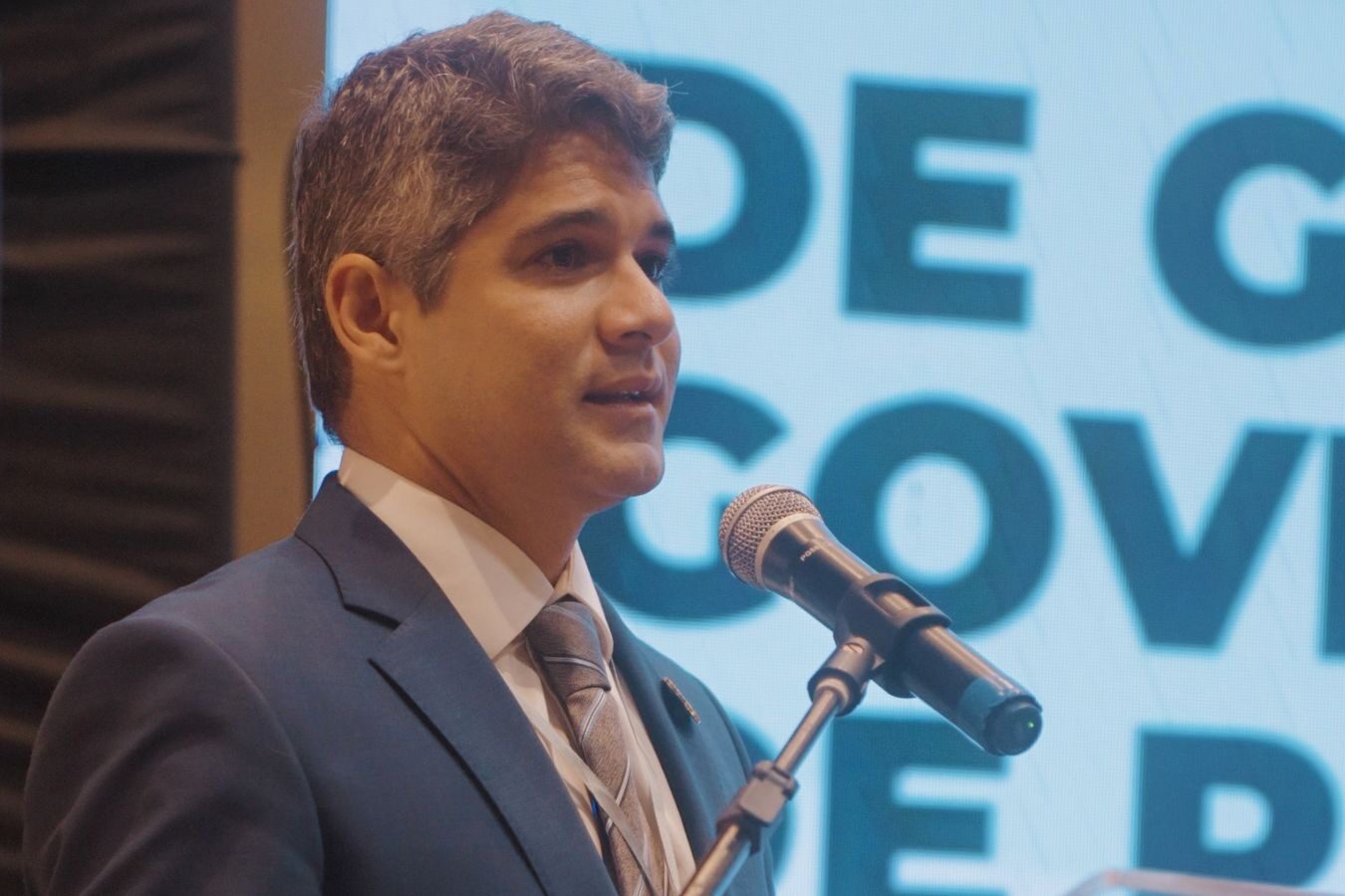 Renato destaca atuação dos gestores governamentais e ressalta compromisso da carreira com o Estado