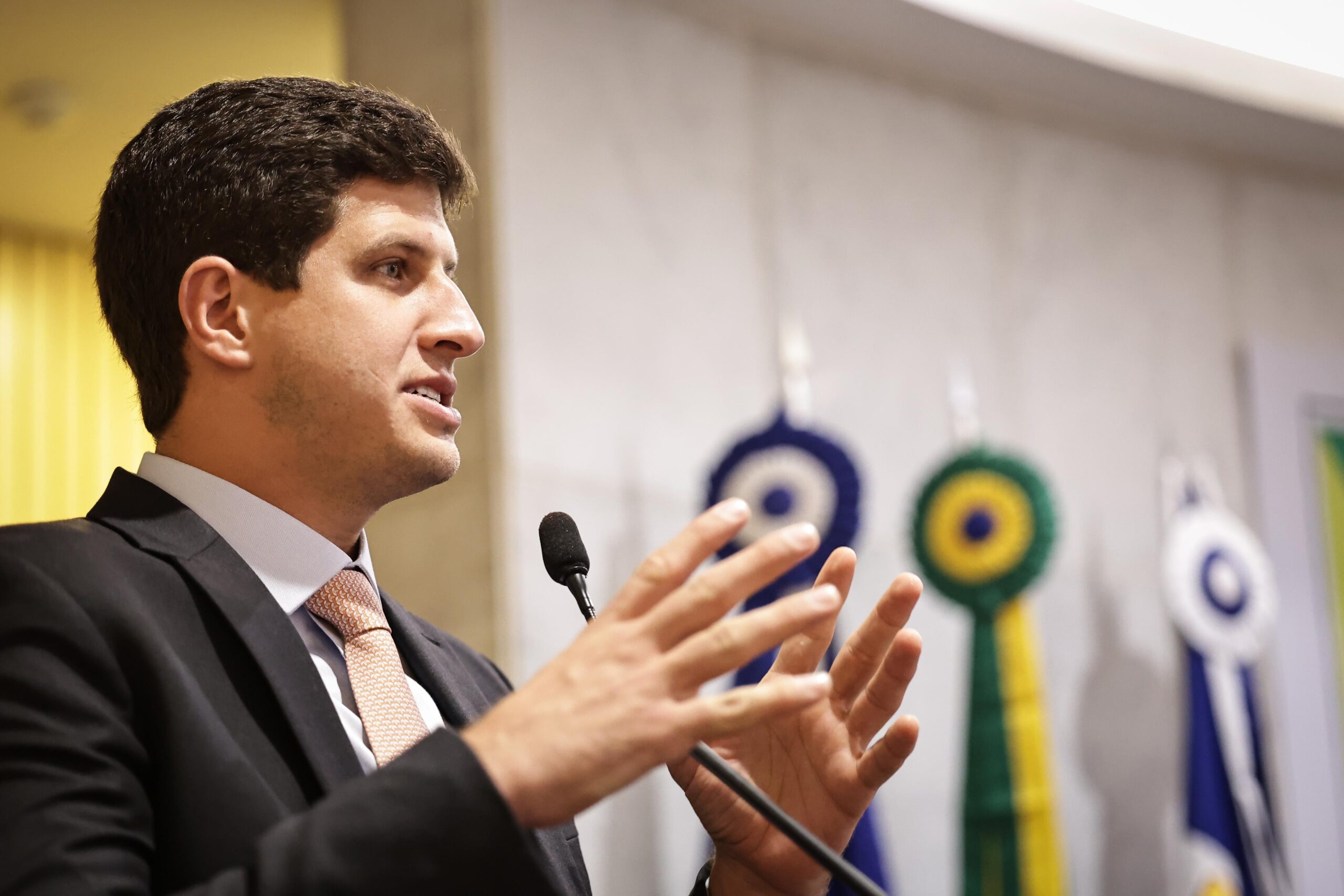 Alepe realiza sessão solene em homenagem a Eduardo Campos