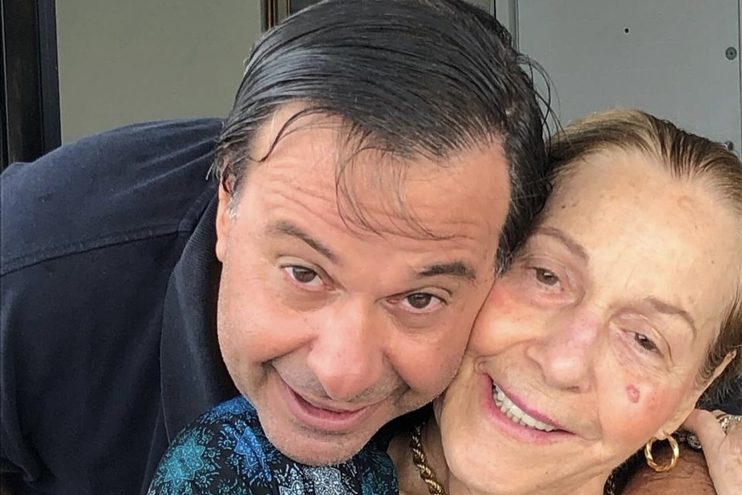 Mãe de Gilson Machado morre, após quase um mês em coma