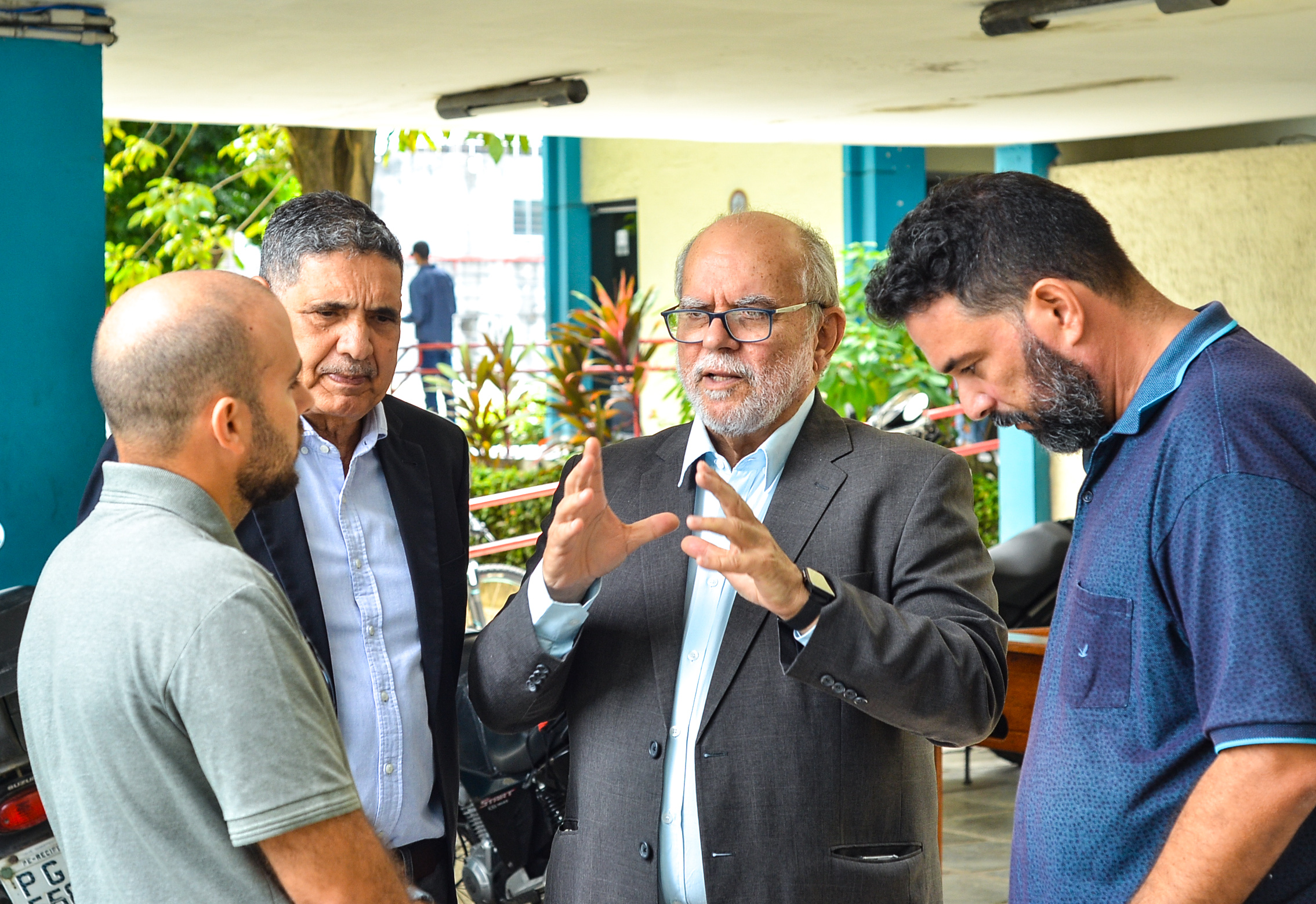 Comissão de Educação visita Escola de Aplicação do Recife