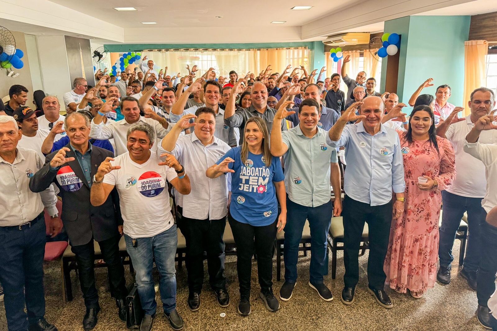 Lideranças evangélicas se reúnem em Jaboatão para declarar apoio a Clarissa 