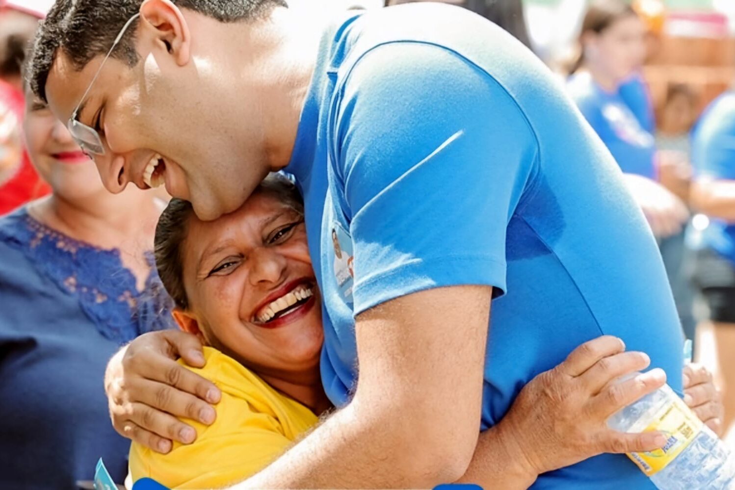 Ademir coloca campanha na rua e conquista eleitores de Bonito