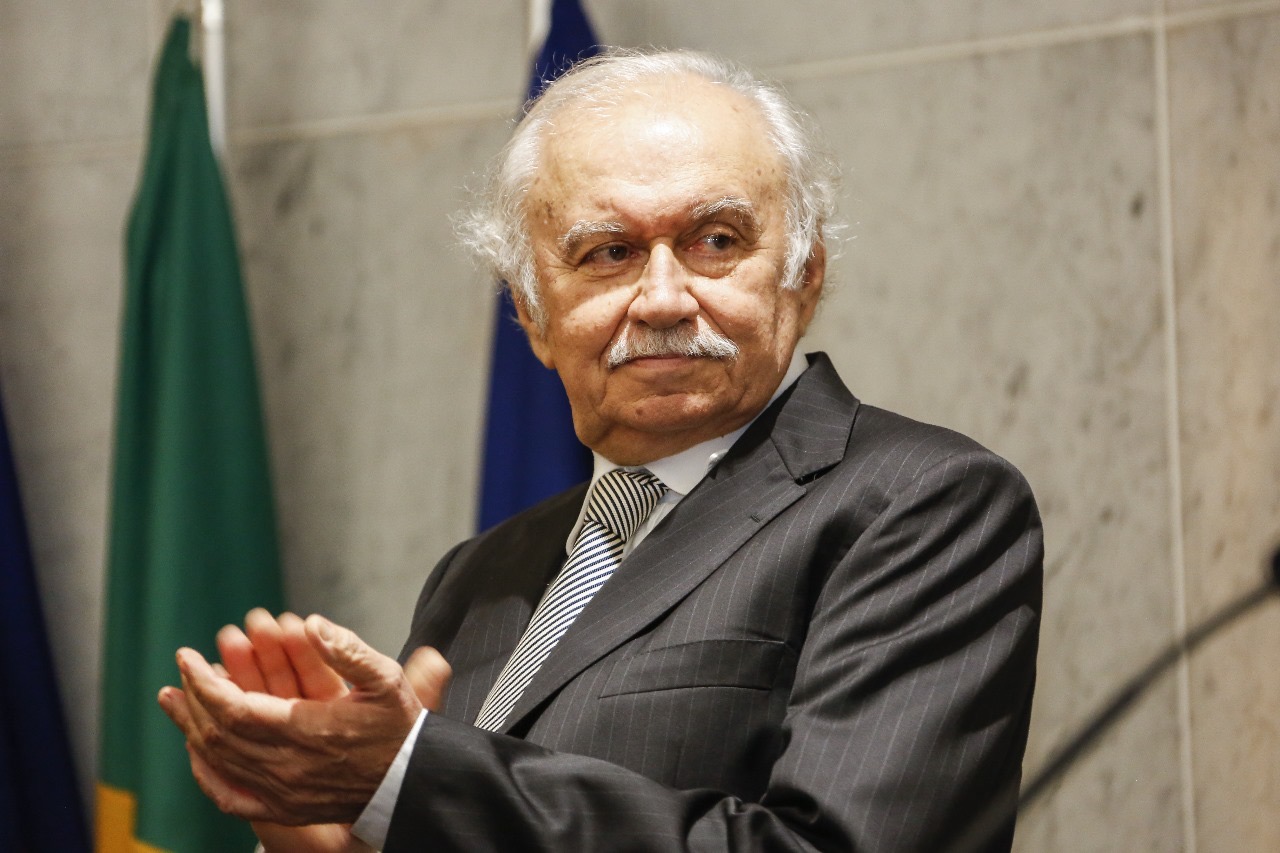 Velório de Vital Novaes acontecerá na Alepe, nesta segunda (19)