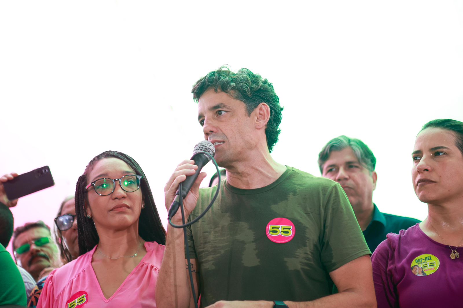 Justiça mantém nas redes sociais de Daniel inserção sobre fome no Recife