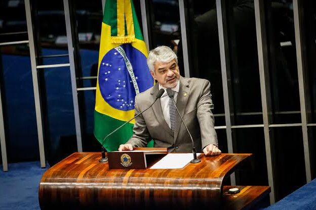 Humberto apresenta projeto que aumenta pena para crimes de incêndio