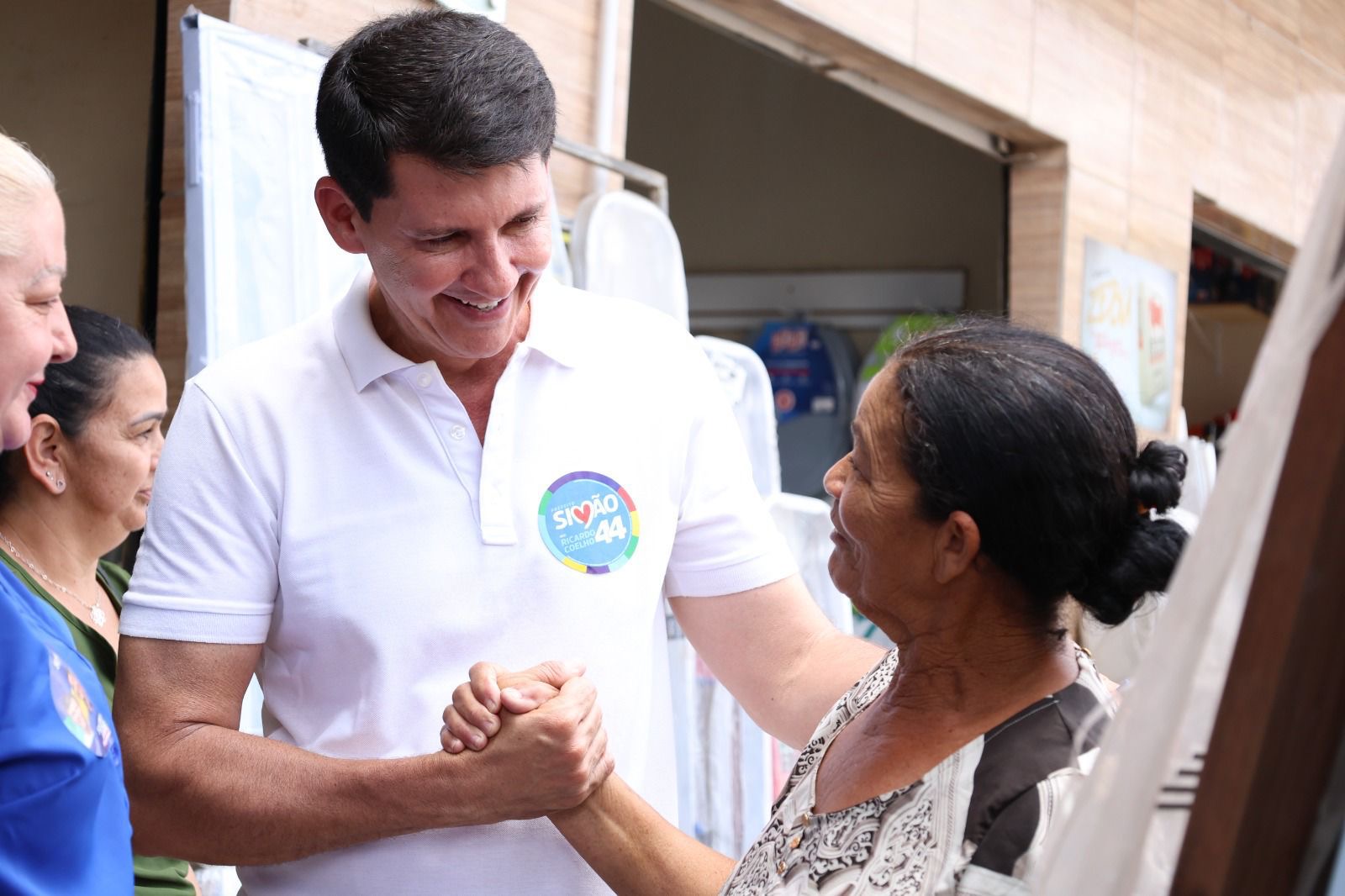 Simão anuncia programa saúde 100% digital para marcações de consultas em Petrolina