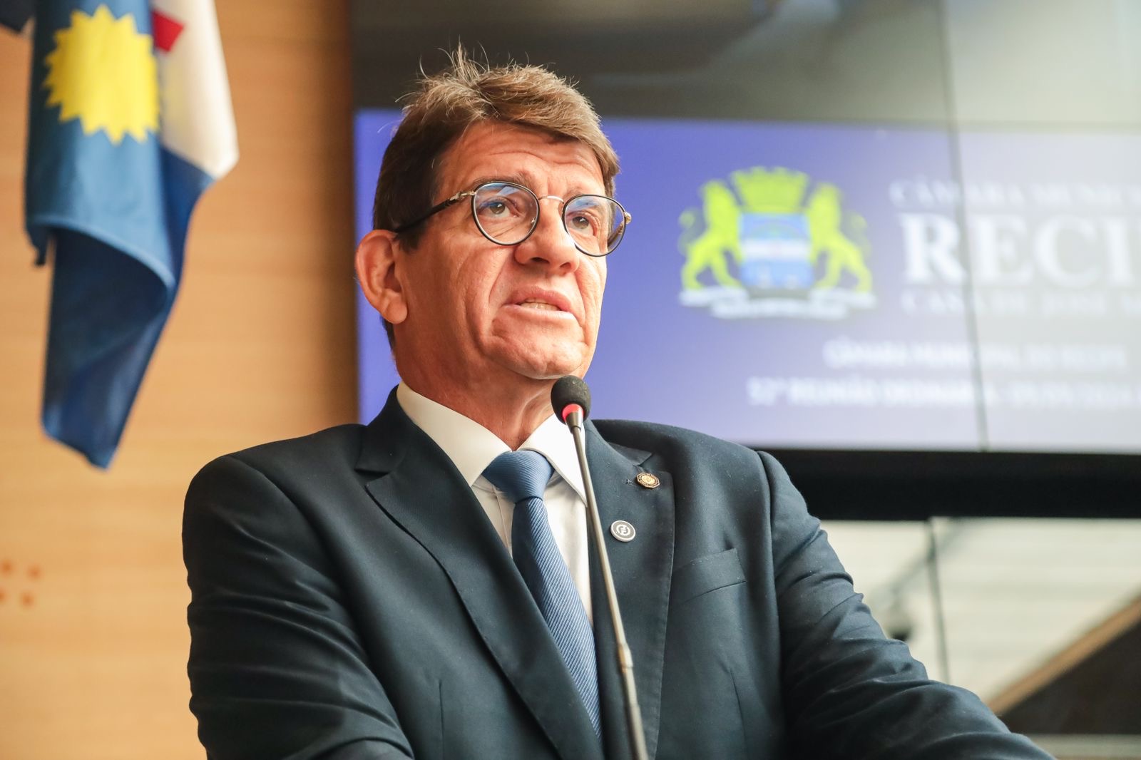 Coluna da quinta: o papel da oposição