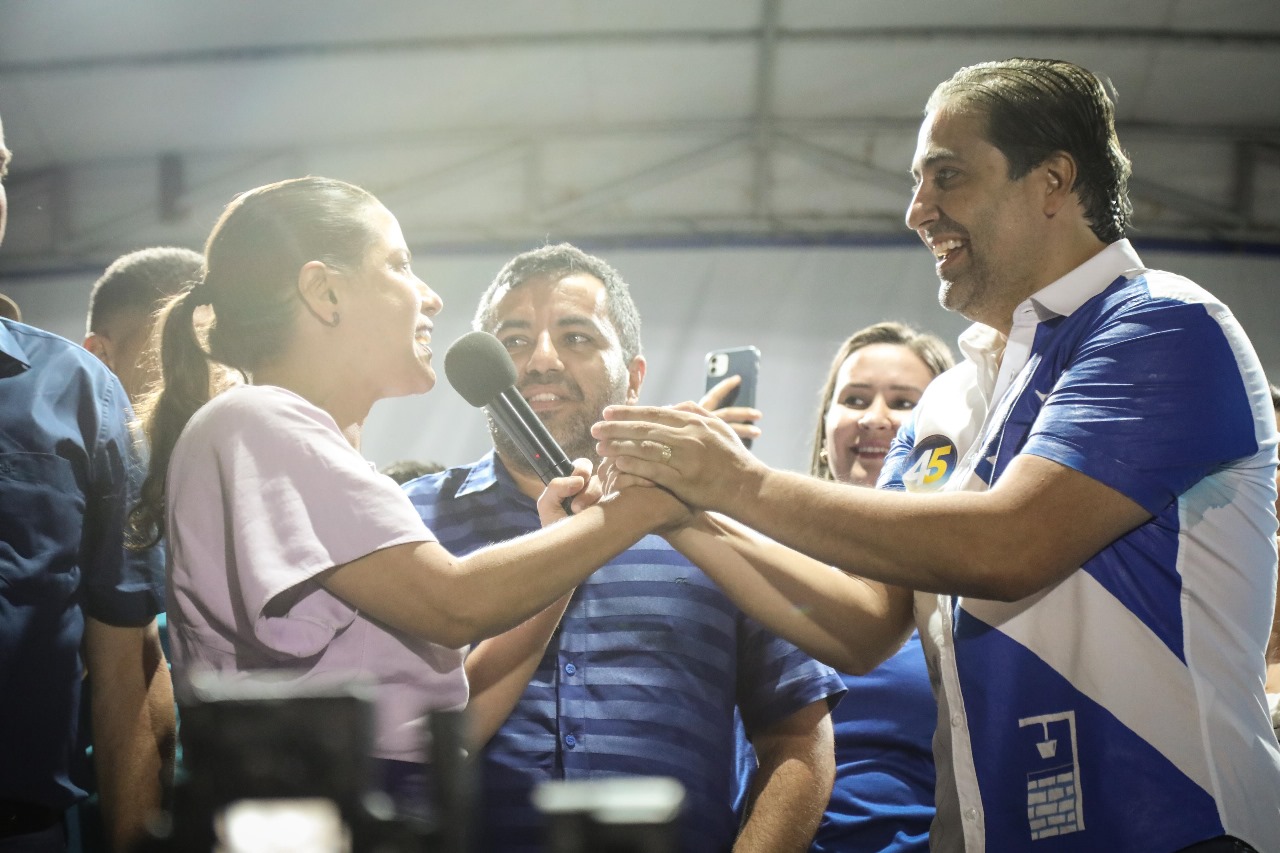 Governadora pede votos para Thiago Nunes em Agrestina 