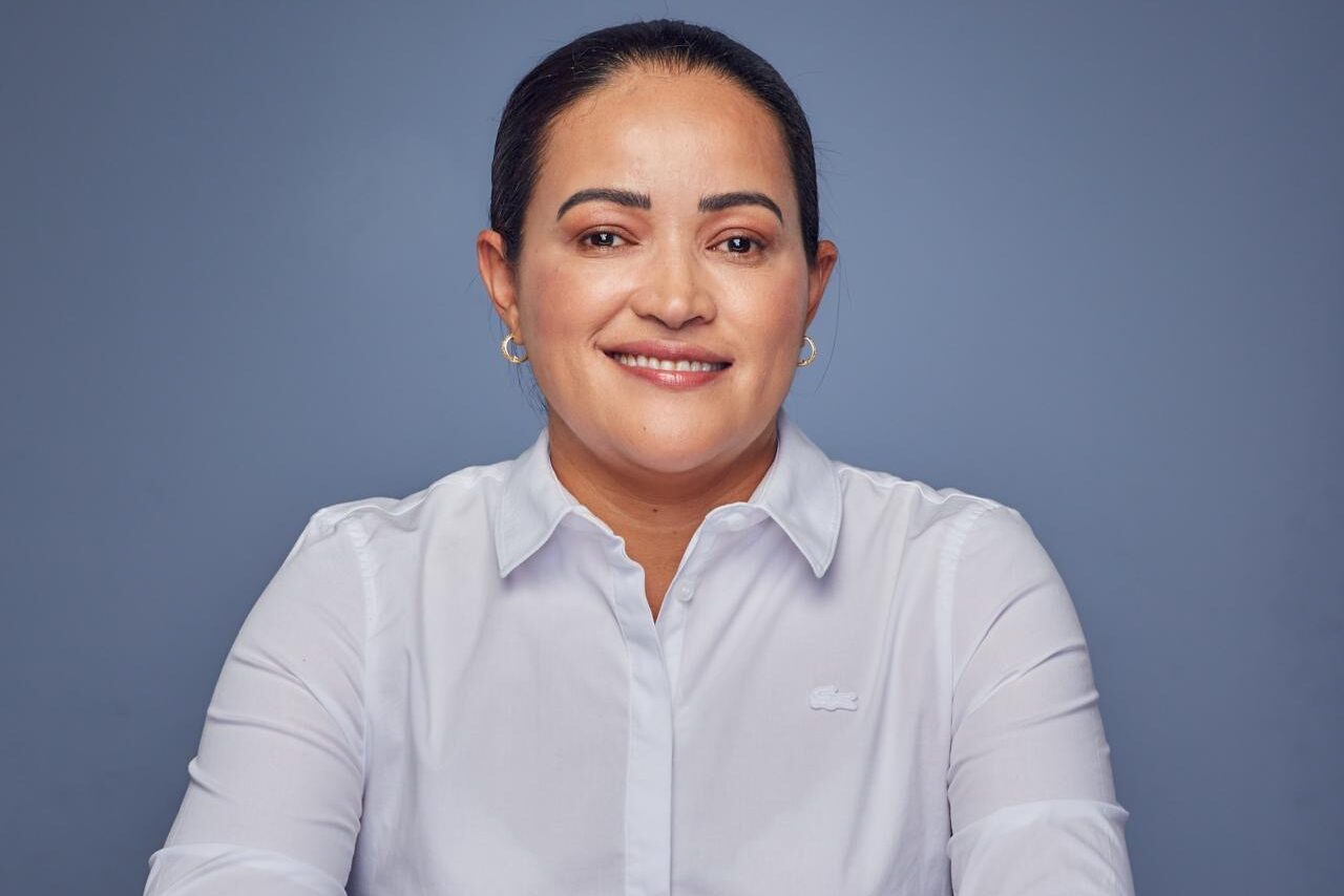 Justiça determina retirada de perfis falsos usados contra Pollyanna Abreu