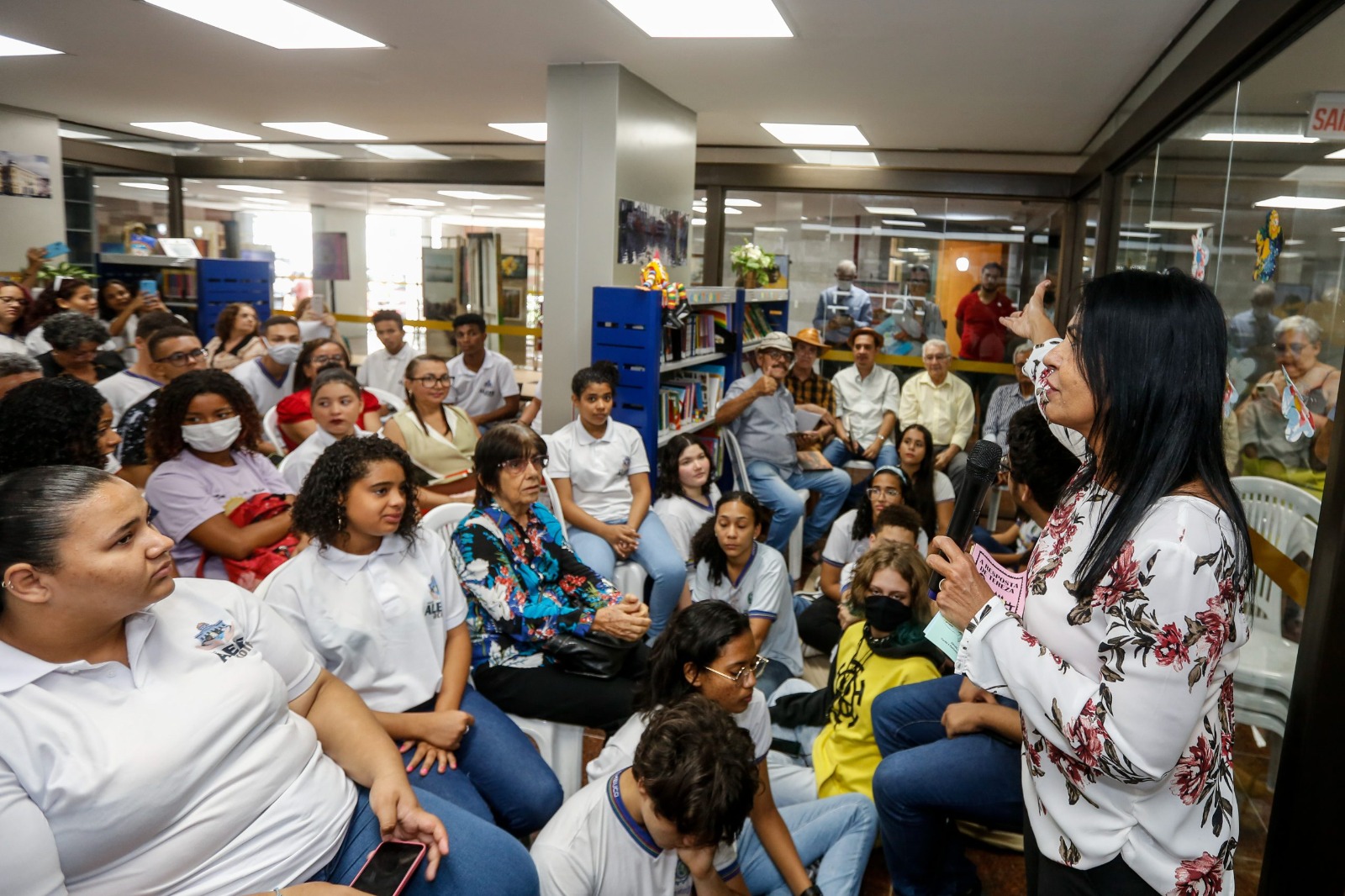 Alepe promove ‘Café com Poesia’ sobre autoestima e saúde mental