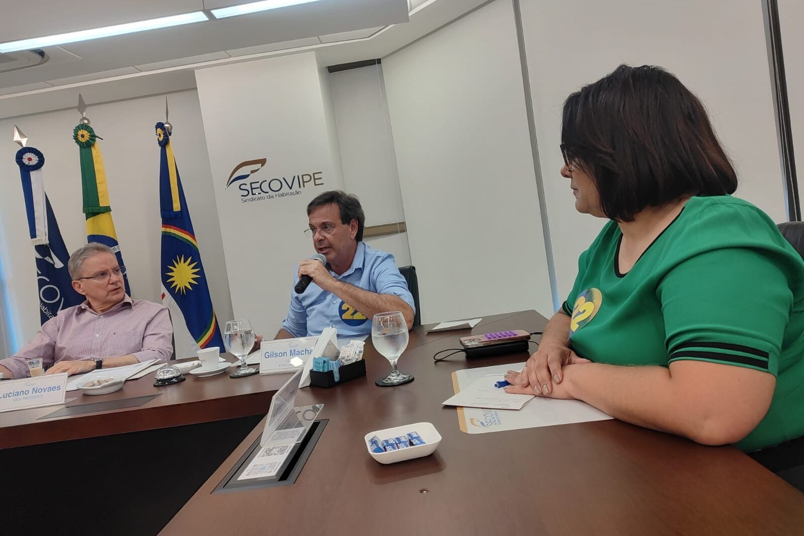 Gilson apresenta propostas de habitacionais para revitalizar o Recife