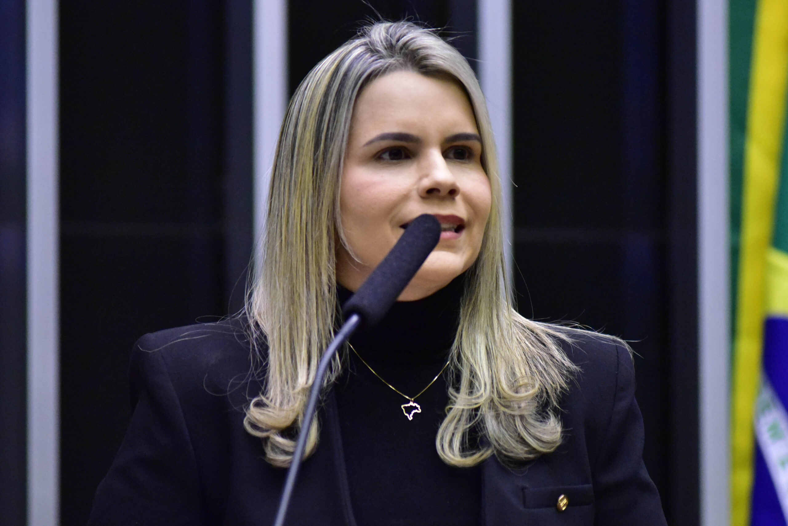 Justiça cassa falsa denúncia de Clarissa contra Mano Medeiros