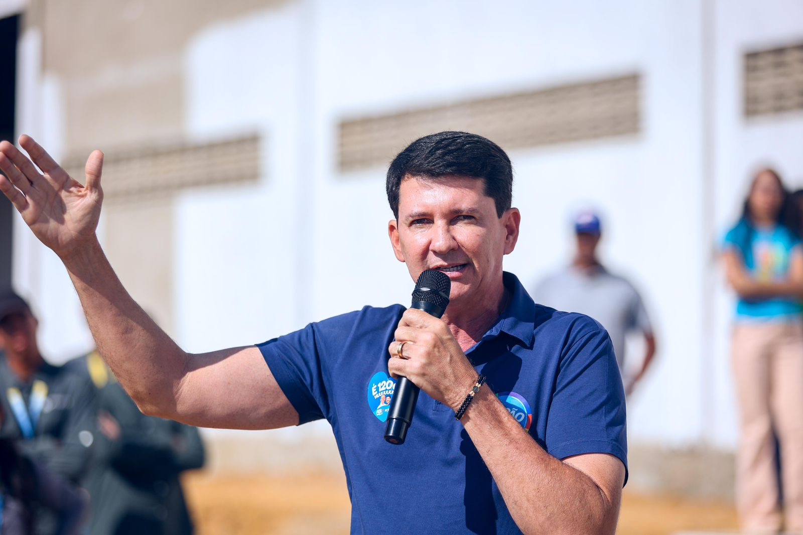 Simão se compromete em criar patrulha cidadã para reforçar segurança em Petrolina