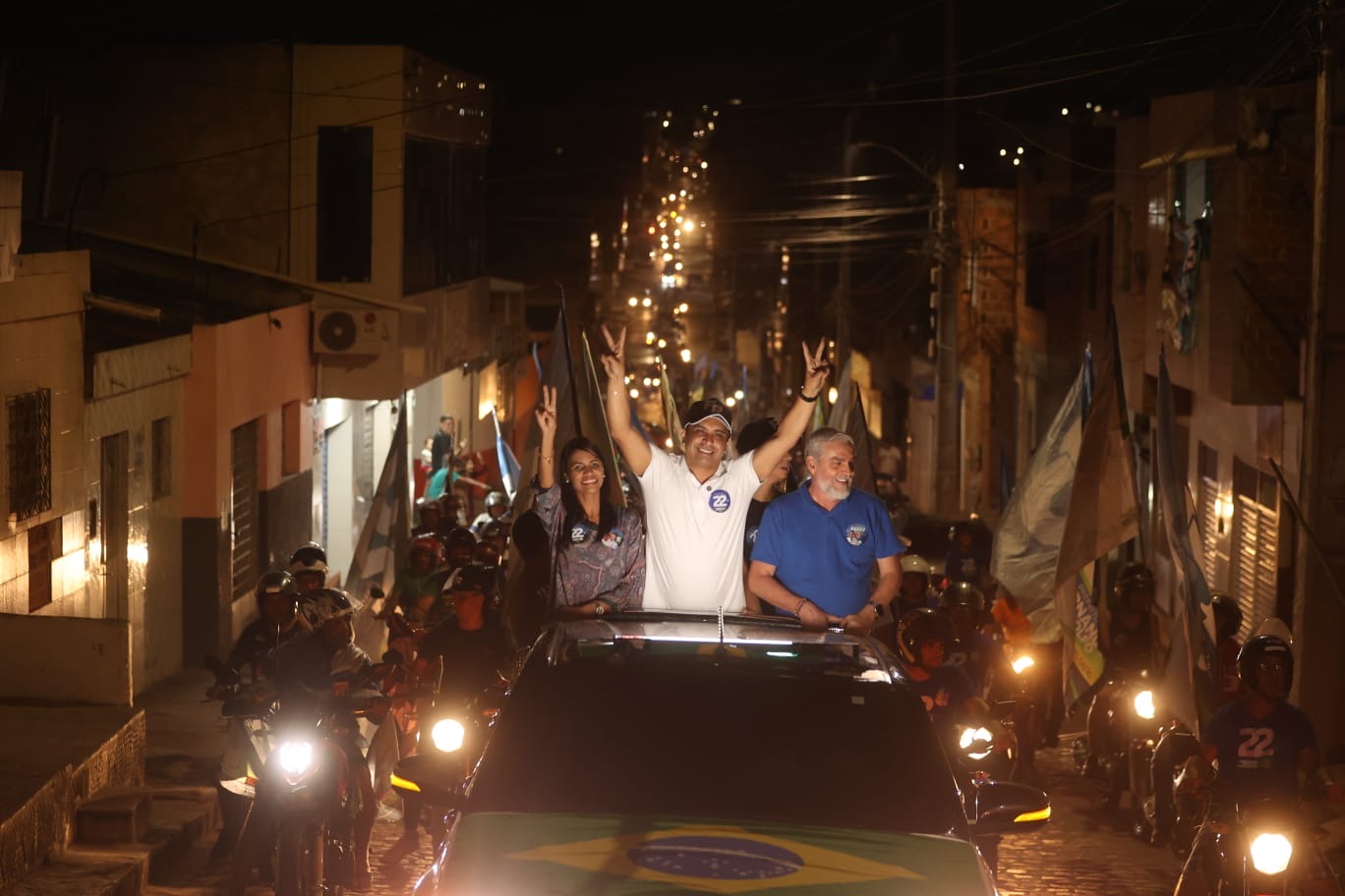 Carreata de Fernando Rodolfo toma as ruas do Salgado