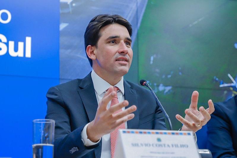 Silvio Costa Filho entrega reforma do Aeroporto de Petrolina nesta sexta (6)