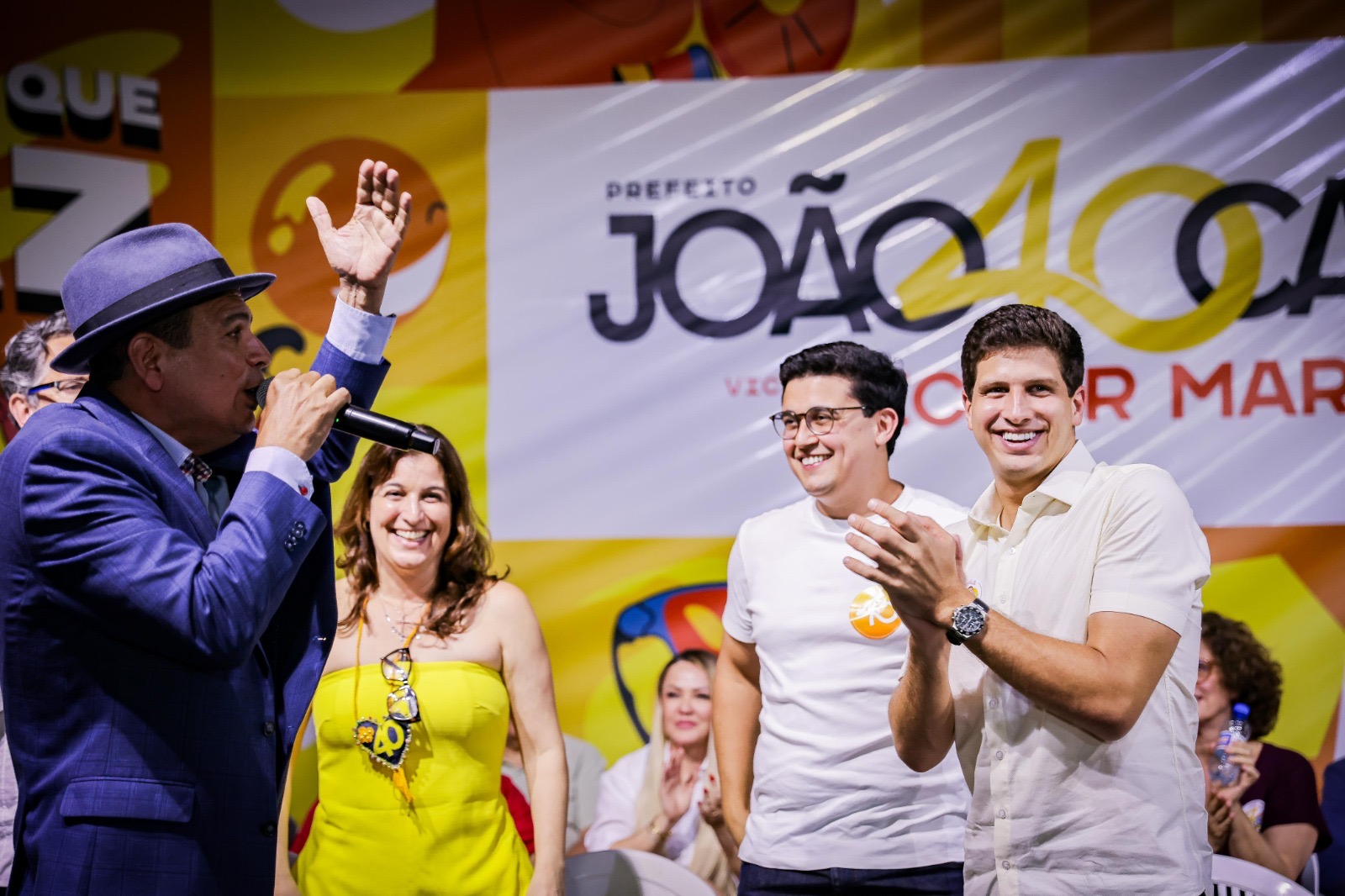João anuncia programa EduCultura durante encontro com artistas 