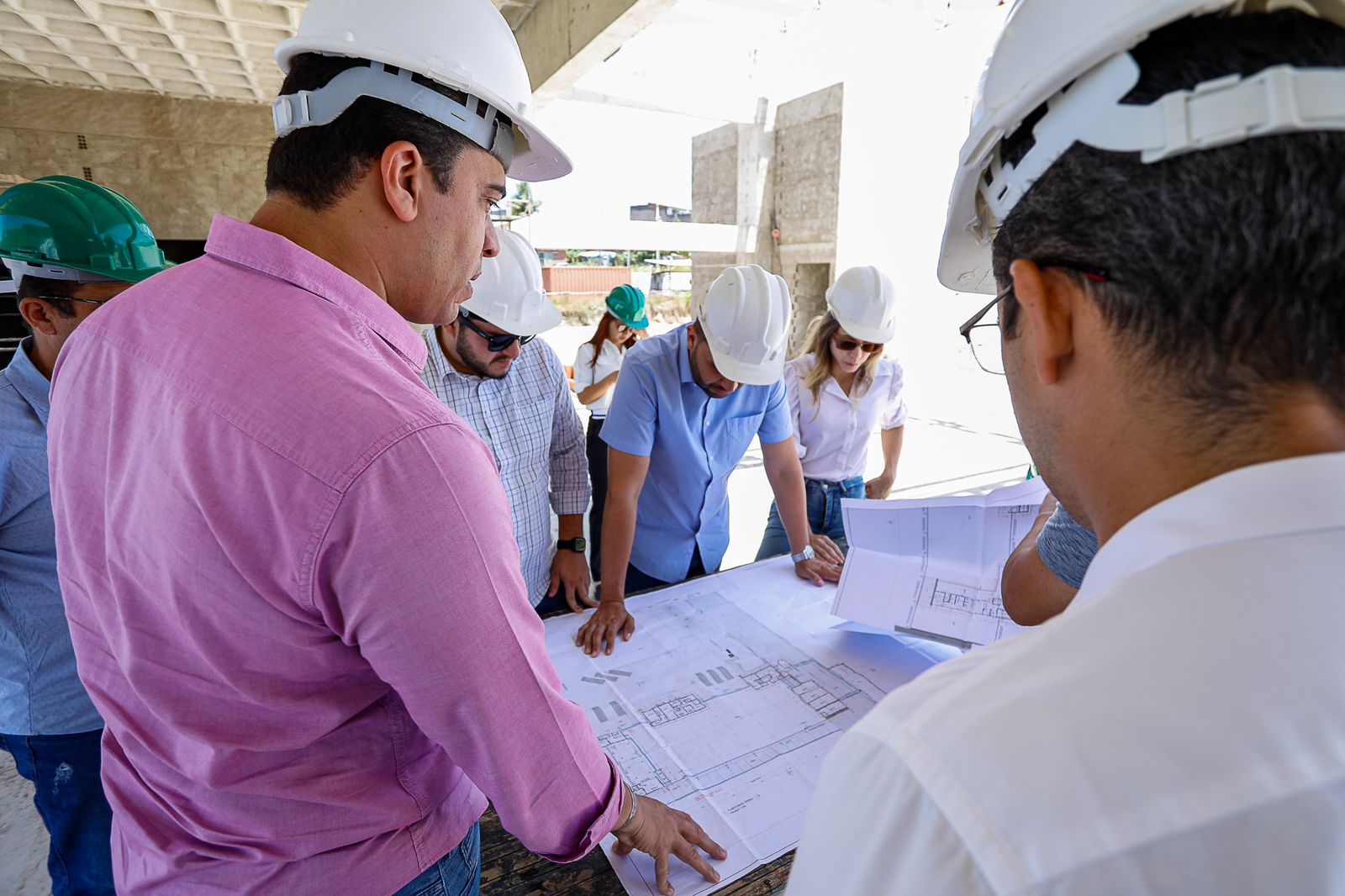 “Não temos nenhuma obra parada em Caruaru”, garante Rodrigo Pinheiro